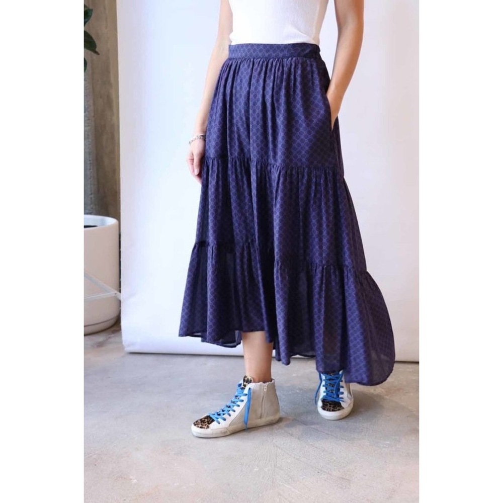 Xirena Tiered Maxi Skirt Navy Blue Floral Silk Blend Pockets Size S Womens